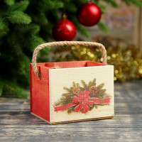 Новый год. Кашпо деревянное &quot;Ёлочная гирлянда&quot;, ручка- шнур, 12,5х10,5х9,5см