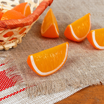 Муляж "Долька апельсина" 5х2,5х2,3 см, оранжевый (10 шт.)